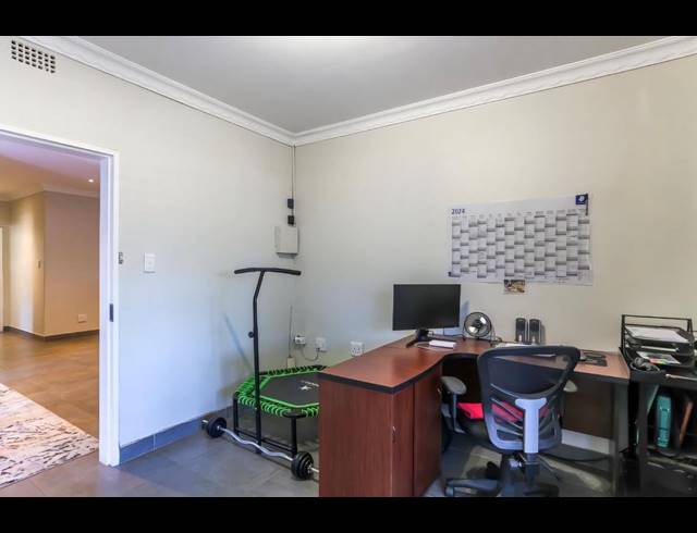 3 BEDROOM FREEHOLD FOR SALE IN RANDHART